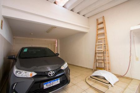 Casa à venda com 312m², 3 quartos e 4 vagas Casa à venda com 312m², 3 quartos e 4 vagasGaragem 1