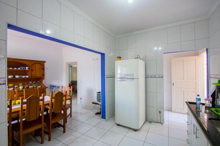 Casa à venda com 312m², 3 quartos e 4 vagas Casa à venda com 312m², 3 quartos e 4 vagasCozinha