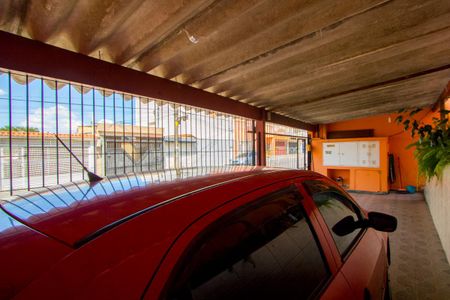 Casa à venda com 312m², 3 quartos e 4 vagas Casa à venda com 312m², 3 quartos e 4 vagasGaragem 2