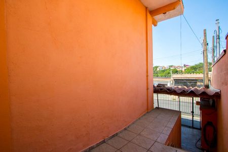 Casa à venda com 312m², 3 quartos e 4 vagas Casa à venda com 312m², 3 quartos e 4 vagasCorredor externo