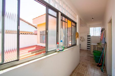 Casa à venda com 312m², 3 quartos e 4 vagas Casa à venda com 312m², 3 quartos e 4 vagasÁrea de serviço
