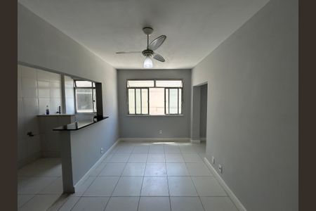 Sala de apartamento para alugar com 1 quarto, 45m² em Cachambi, Rio de Janeiro
