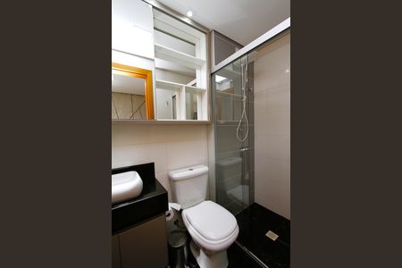 Apartamento para alugar com 57m², 2 quartos e 2 vagasBanheiro do Quarto 2