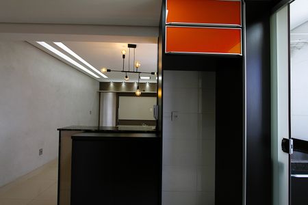 Apartamento para alugar com 57m², 2 quartos e 2 vagasCozinha - Armários