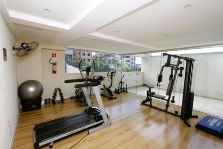 Apartamento para alugar com 57m², 2 quartos e 2 vagasÁrea comum - Academia