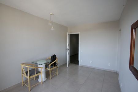 Sala de apartamento para alugar com 2 quartos, 60m² em Jacarepaguá, Rio de Janeiro