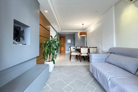 Sala de apartamento para alugar com 3 quartos, 95m² em Kobrasol, São José