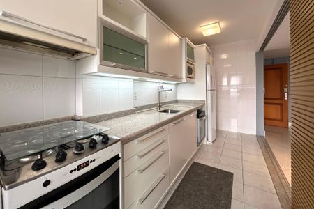 Apartamento para alugar com 95m², 3 quartos e 1 vagaCozinha 