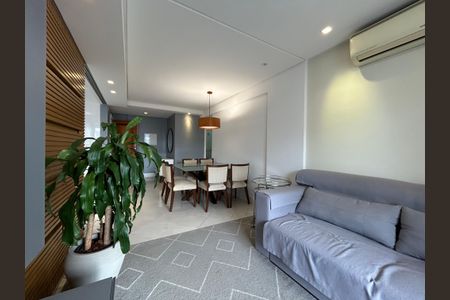 Apartamento para alugar com 95m², 3 quartos e 1 vagaSala