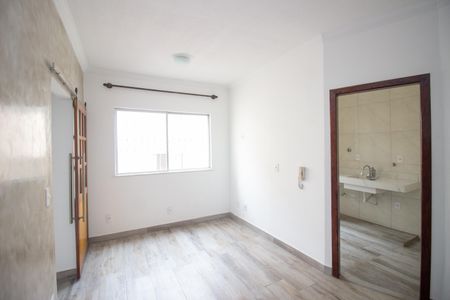 Sala de apartamento para alugar com 2 quartos, 41m² em Parque das Acácias, Contagem