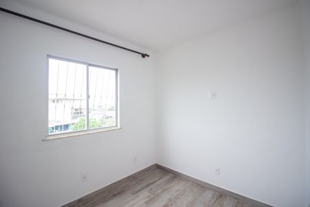Quarto 2 de apartamento para alugar com 2 quartos, 41m² em Parque das Acácias, Contagem