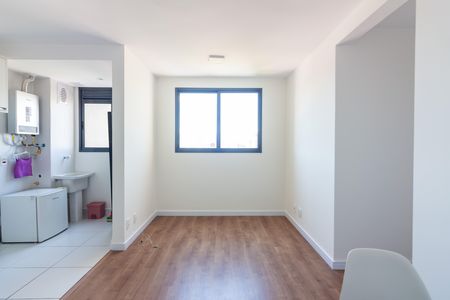 Sala  de apartamento para alugar com 2 quartos, 44m² em Centro, Osasco