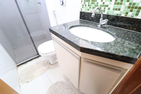 Apartamento para alugar com 2 quartos, 55m² em Santa Mônica, Uberlândia