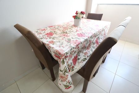 Apartamento para alugar com 2 quartos, 55m² em Santa Mônica, Uberlândia