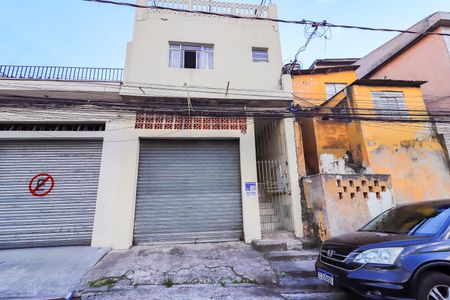 Casa para alugar com 70m², 2 quartos e sem vagaFachada