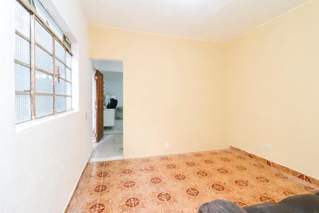 Casa para alugar com 70m², 2 quartos e sem vagaSala