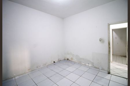 Quarto 2 de casa para alugar com 2 quartos, 60m² em Penha, Rio de Janeiro