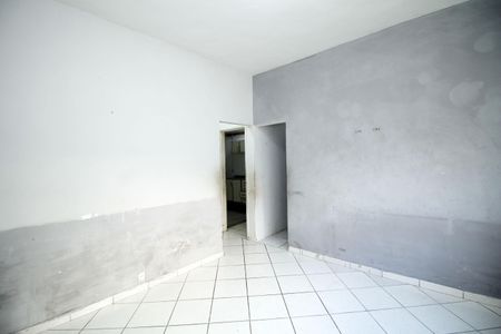 Sala de casa para alugar com 2 quartos, 60m² em Penha, Rio de Janeiro