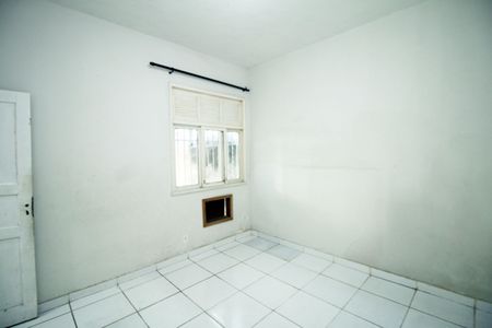 Quarto 2 de casa para alugar com 2 quartos, 60m² em Penha, Rio de Janeiro
