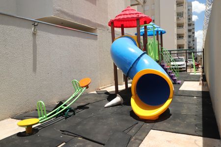 Apartamento para alugar com 51m², 2 quartos e 1 vagaÁrea comum - Playground