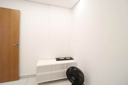 Quarto 1 de apartamento para alugar com 2 quartos, 51m² em Laranjeiras, Uberlândia