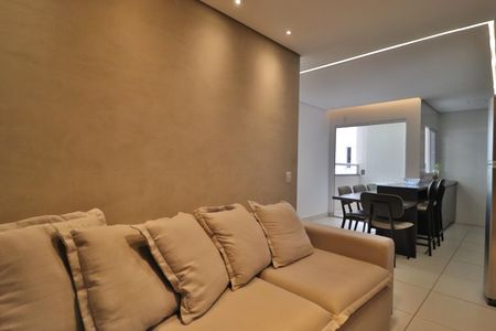 Apartamento para alugar com 51m², 2 quartos e 1 vagaSala