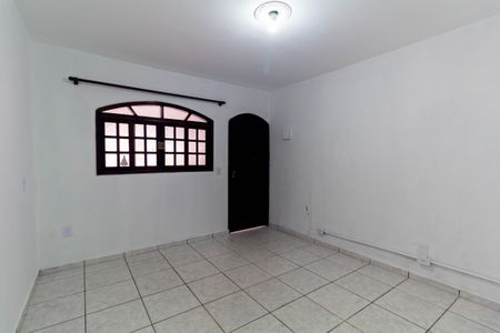 Sala de casa para alugar com 2 quartos, 125m² em Jardim Sapopemba, São Paulo