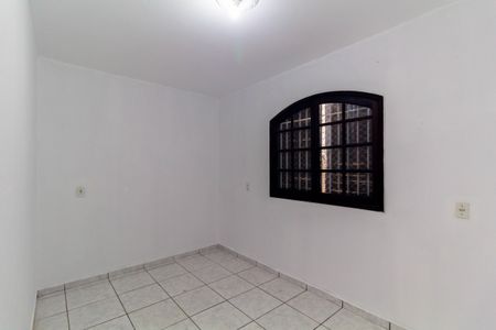 Quarto 1 de casa para alugar com 2 quartos, 125m² em Jardim Sapopemba, São Paulo