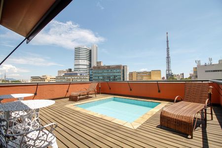 Apartamento para alugar com 50m², 1 quarto e 1 vaga Apartamento para alugar com 50m², 1 quarto e 1 vagaÁrea Comum - Piscina