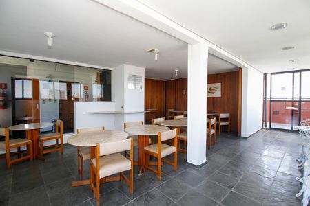 Apartamento para alugar com 50m², 1 quarto e 1 vaga Apartamento para alugar com 50m², 1 quarto e 1 vagaÁrea Comum - Salão de Festas