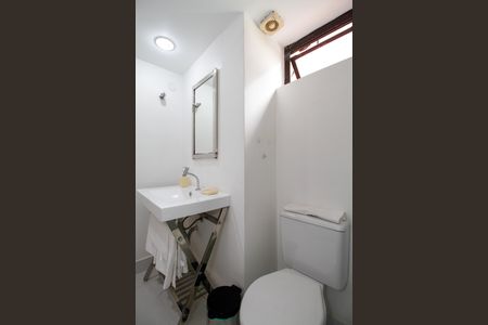 Apartamento para alugar com 50m², 1 quarto e 1 vaga Apartamento para alugar com 50m², 1 quarto e 1 vagaBanheiro da Suíte