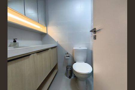 Banheiro de kitnet/studio à venda com 1 quarto, 25m² em Vila Mariana, São Paulo