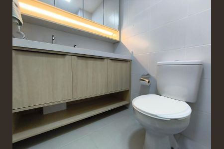 Banheiro de kitnet/studio à venda com 1 quarto, 25m² em Vila Mariana, São Paulo