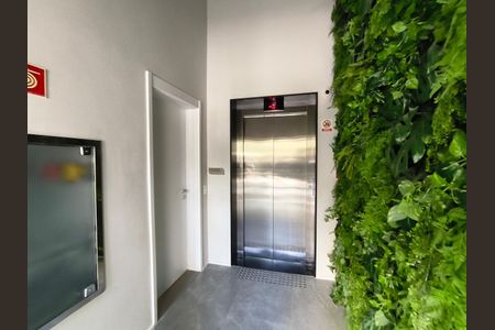 Studio para alugar com 25m², 1 quarto e sem vagaElevador 