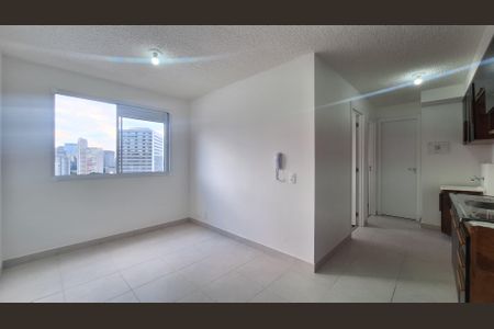 Sala de apartamento para alugar com 2 quartos, 34m² em Parque Industrial Tomas Edson, São Paulo