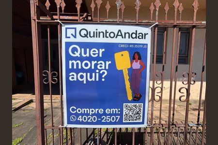 Casa à venda com 260m², 4 quartos e 2 vagasPlaca Cod.COEY-1251