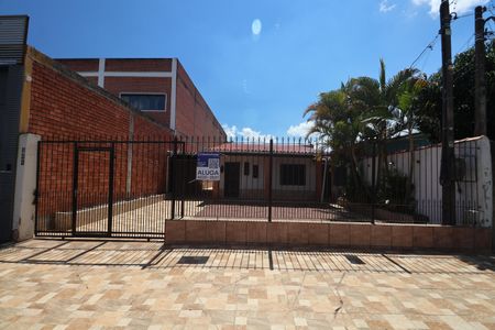 Casa para alugar com 180m², 3 quartos e 4 vagasFachada