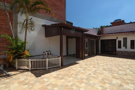 Casa para alugar com 180m², 3 quartos e 4 vagasÁrea externa