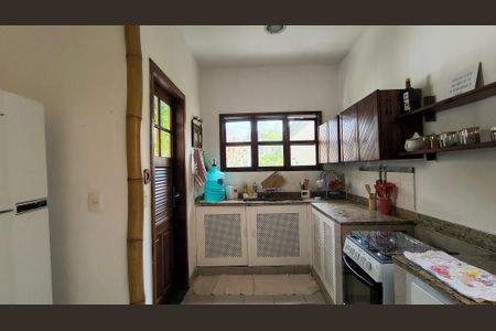 Casa de condomínio à venda com 270m², 5 quartos e 3 vagasCozinha