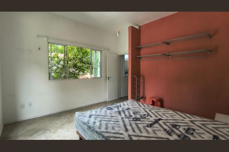 Casa de condomínio à venda com 270m², 5 quartos e 3 vagasQuarto 2