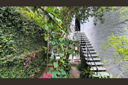 Casa de condomínio à venda com 270m², 5 quartos e 3 vagasJardim 