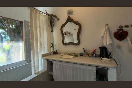 Casa de condomínio à venda com 270m², 5 quartos e 3 vagasBanheiro da Suíte 