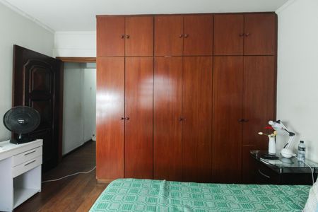 Casa à venda com 270m², 5 quartos e 2 vagasQuarto 1 