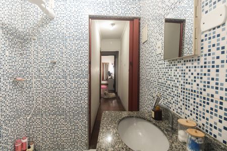 Casa à venda com 270m², 5 quartos e 2 vagasBanheiro 1