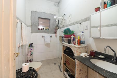 Casa à venda com 270m², 5 quartos e 2 vagasBanheiro - Casa 2