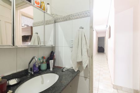Casa à venda com 270m², 5 quartos e 2 vagasBanheiro - Casa 2