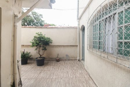 Casa à venda com 270m², 5 quartos e 2 vagasQuintal 