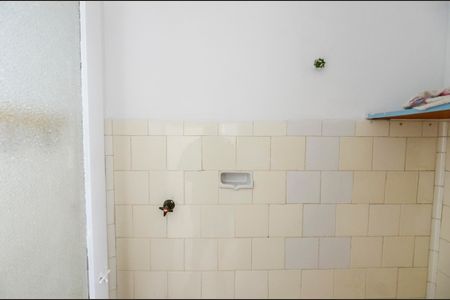 Apartamento para alugar com 82m², 2 quartos e sem vagaBanheiro de Serviço