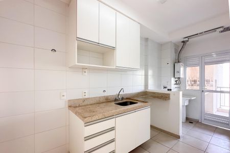 Apartamento à venda com 93m², 3 quartos e 2 vagas Apartamento à venda com 93m², 3 quartos e 2 vagasCozinha