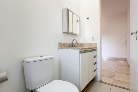 Apartamento à venda com 93m², 3 quartos e 2 vagas Apartamento à venda com 93m², 3 quartos e 2 vagasBanheiro da Suíte